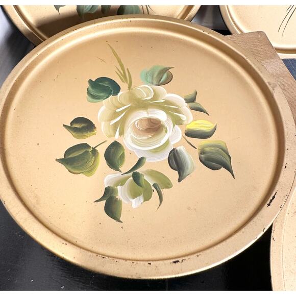 Gold Floral NASHCO Vintage Metal Tray Set Hand painted vintage New York - Picture 5 of 9